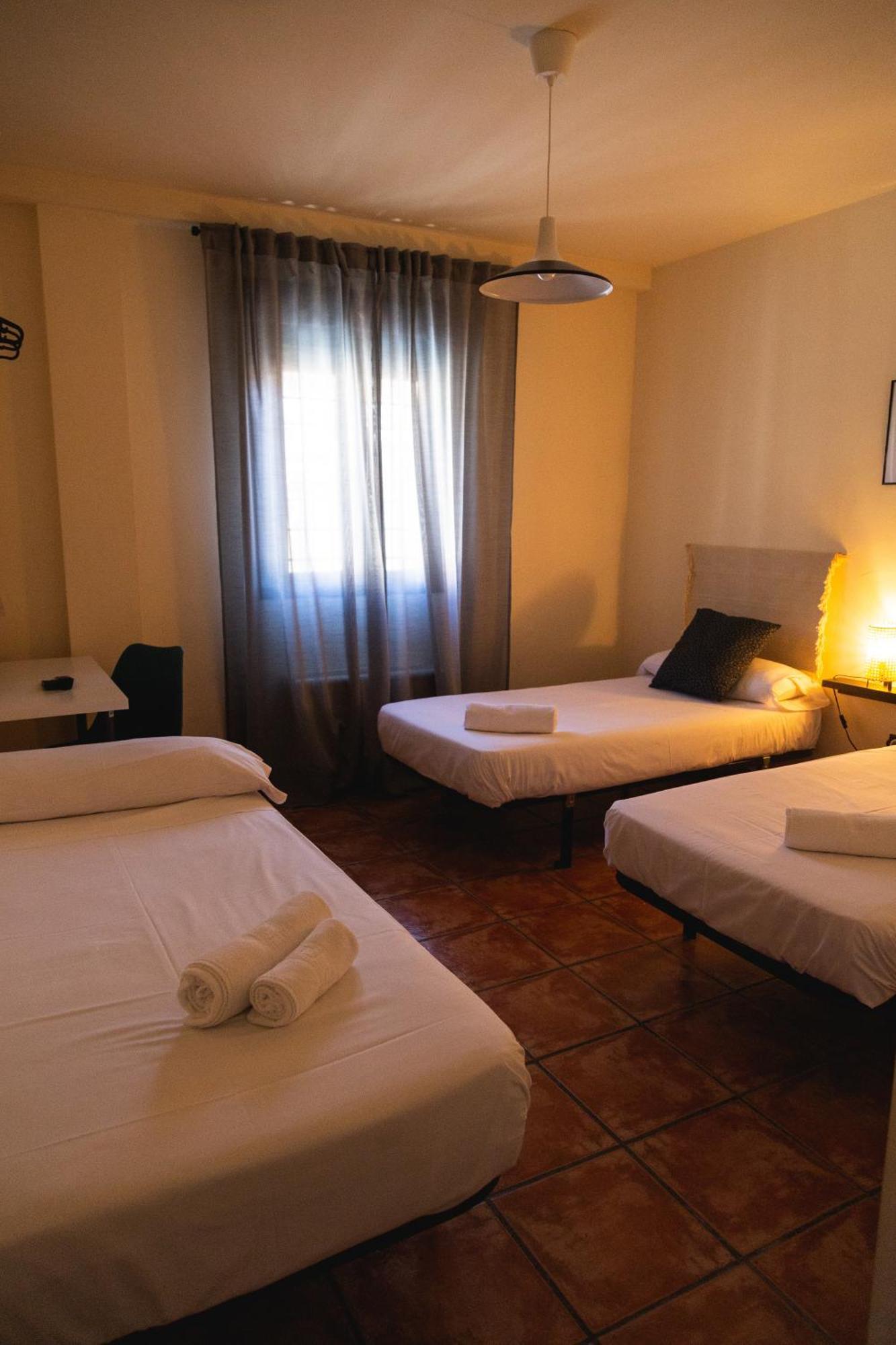 Hostal Corper 나발카르네로 외부 사진