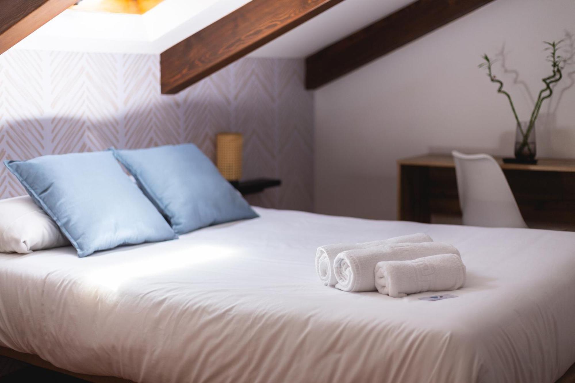 Hostal Corper 나발카르네로 외부 사진