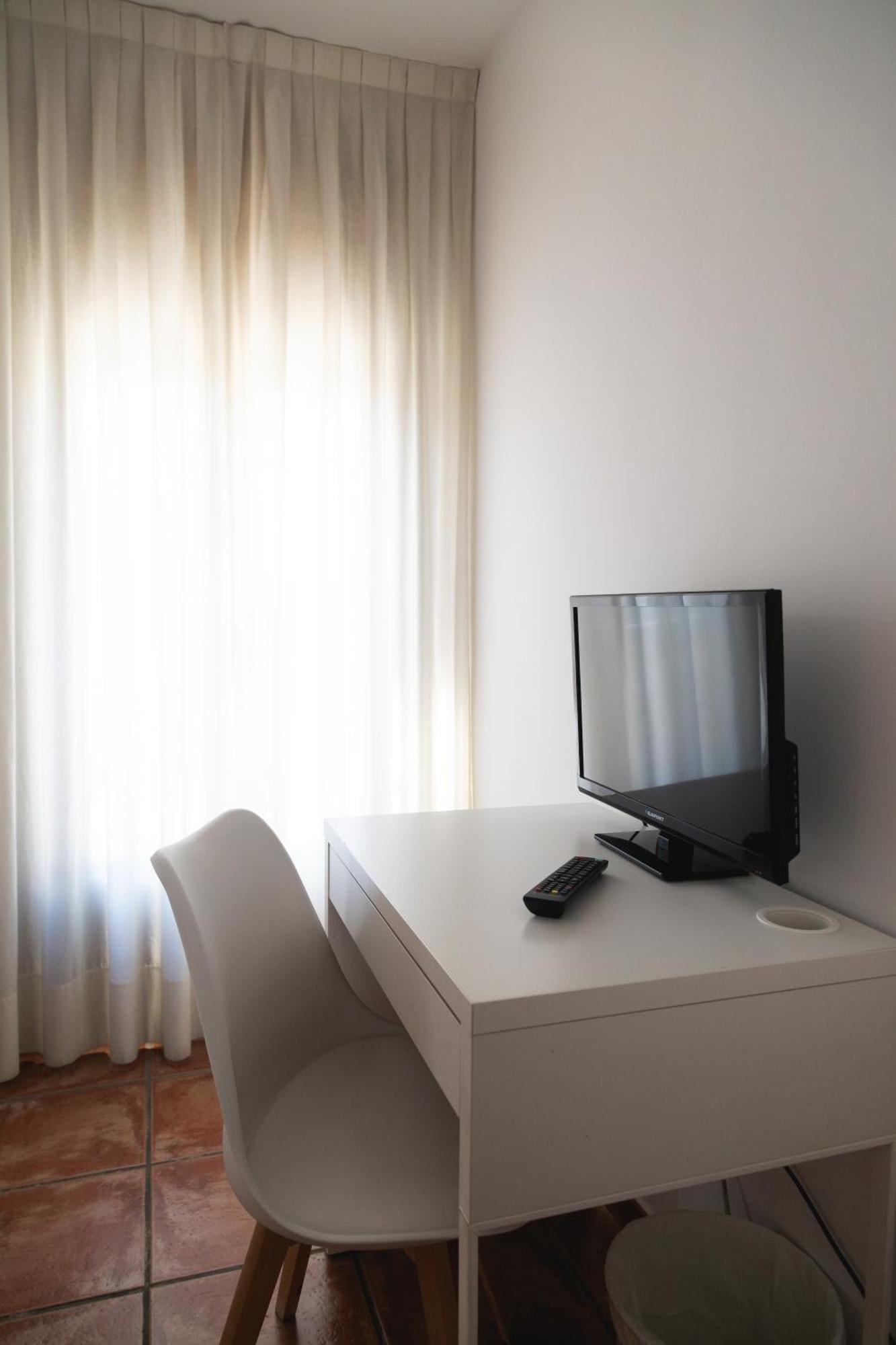 Hostal Corper 나발카르네로 외부 사진
