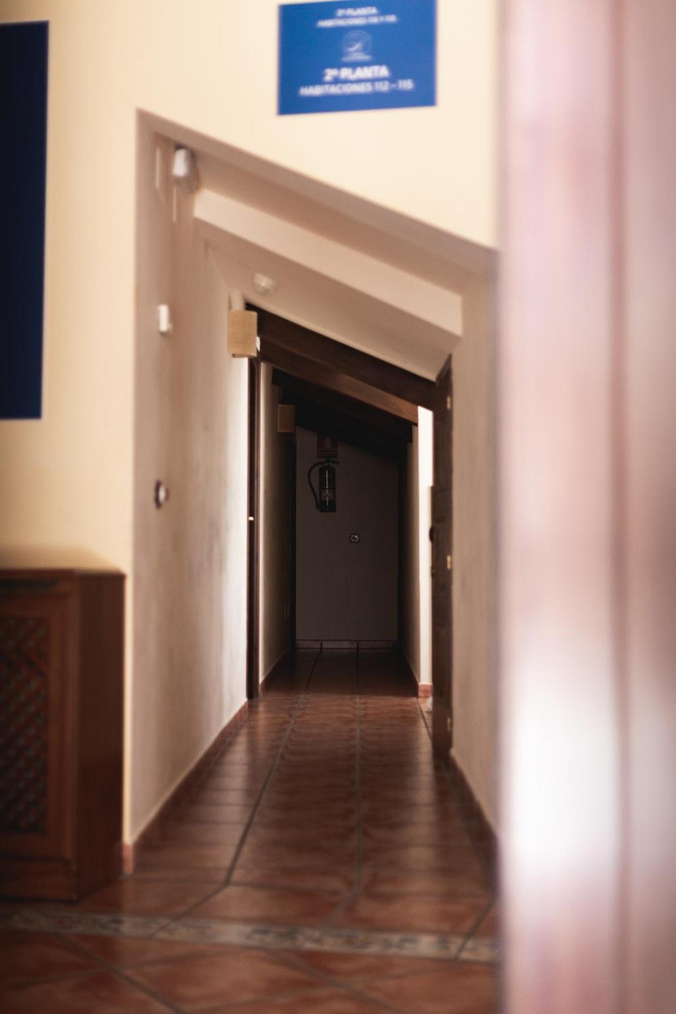Hostal Corper 나발카르네로 외부 사진